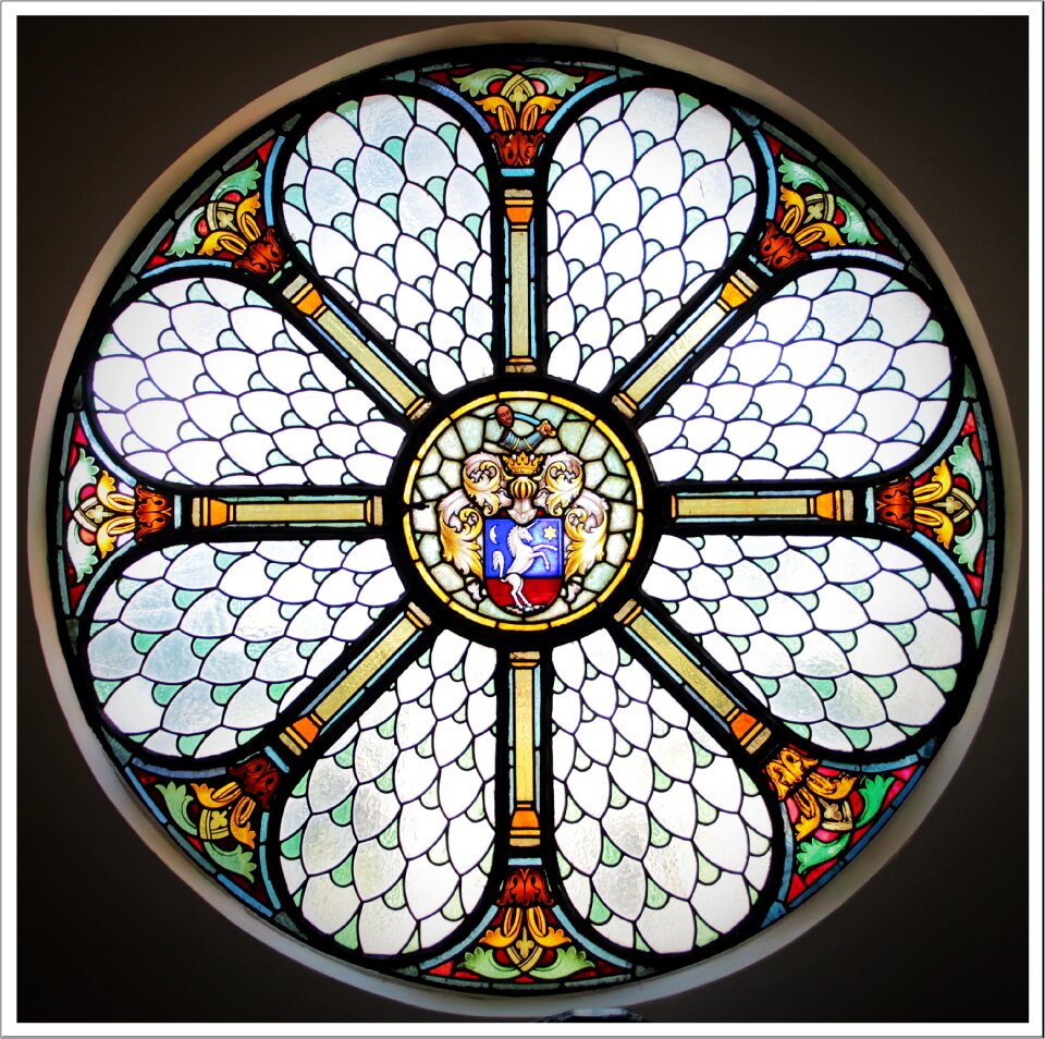 Circle colors glass