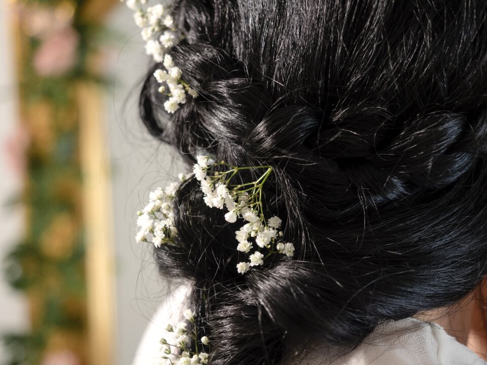 Hairstyle wedding flowers