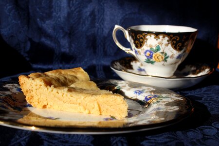 Cake teacup refreshment photo