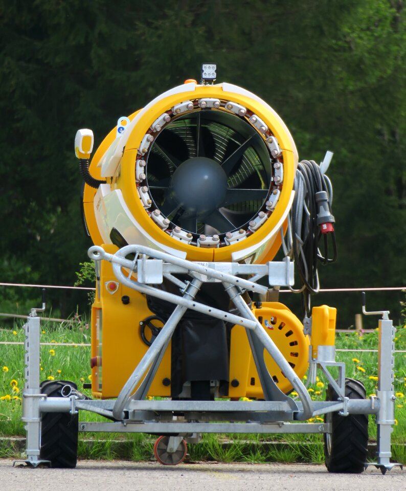 Snow snow guns snow making system