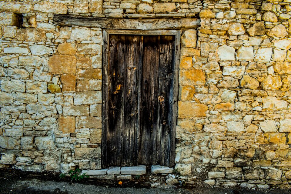 Doorway entrance facade photo