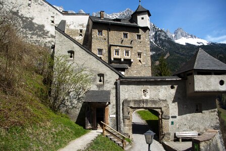 Castle middle ages knight's castle