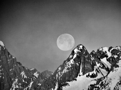 Morning wyoming gray moon photo