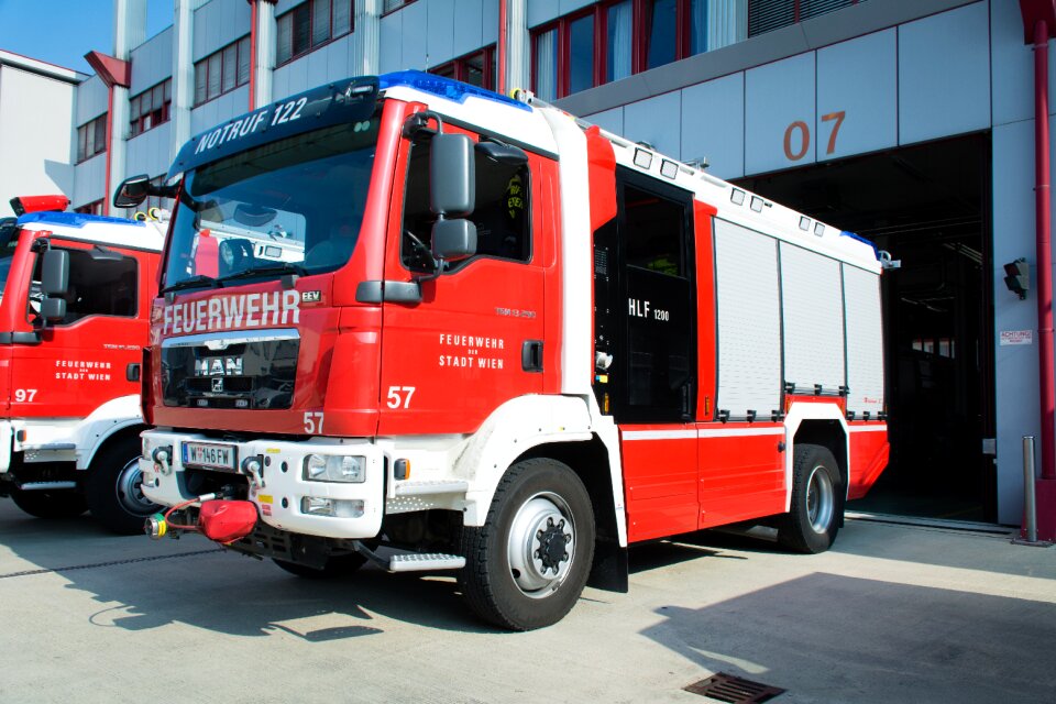 Truck vienna fire truck