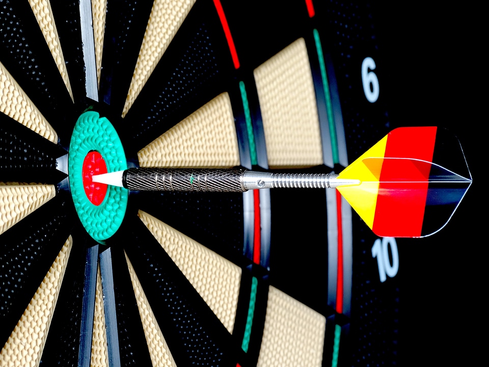Play darts target play