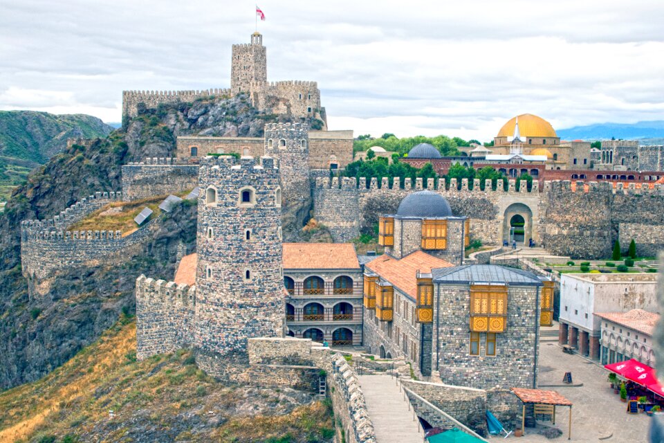 Building tourism travel