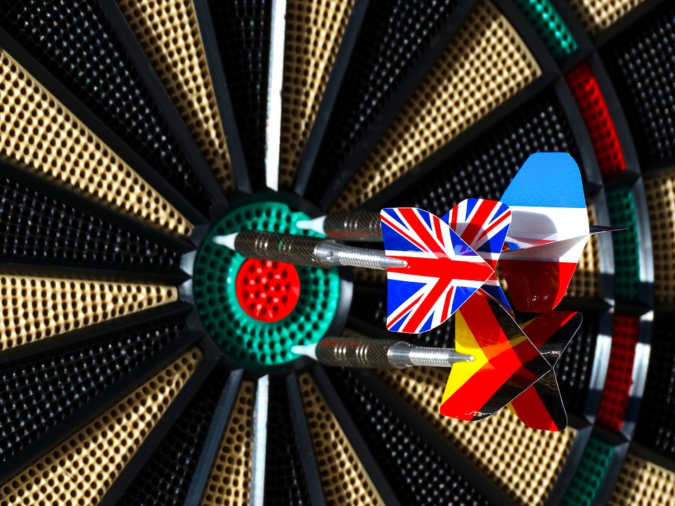 Play darts target play