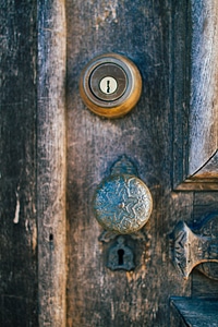 Keyhole door handle brass