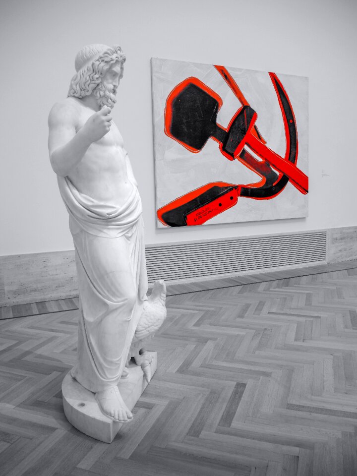 Museum design sculpture