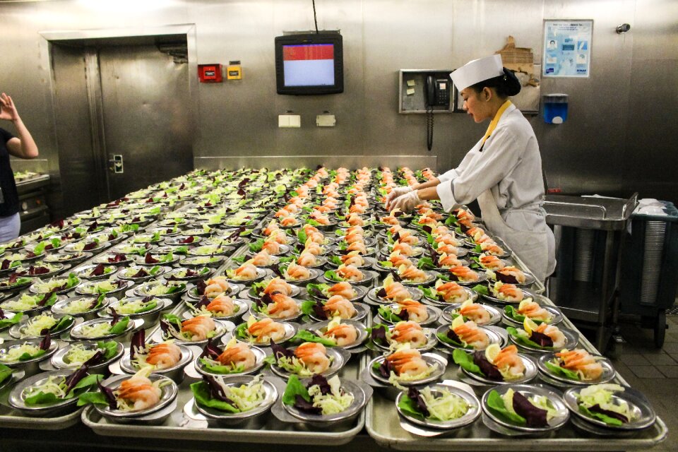 Preparation salad cruise