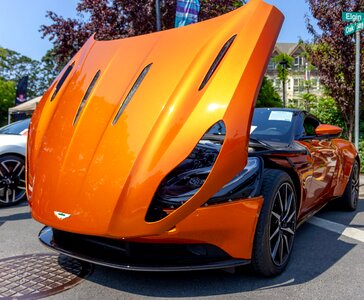 Automotive fast luxury