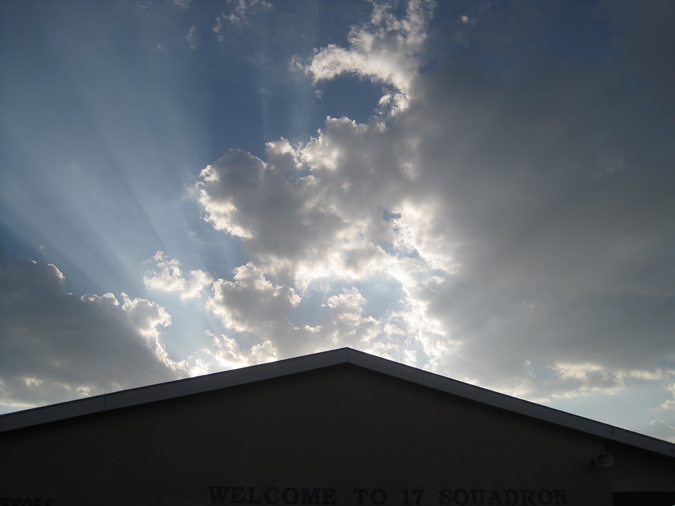 Shiny edges light rays sun rays