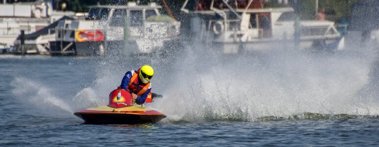 Racing motorsport racing boat