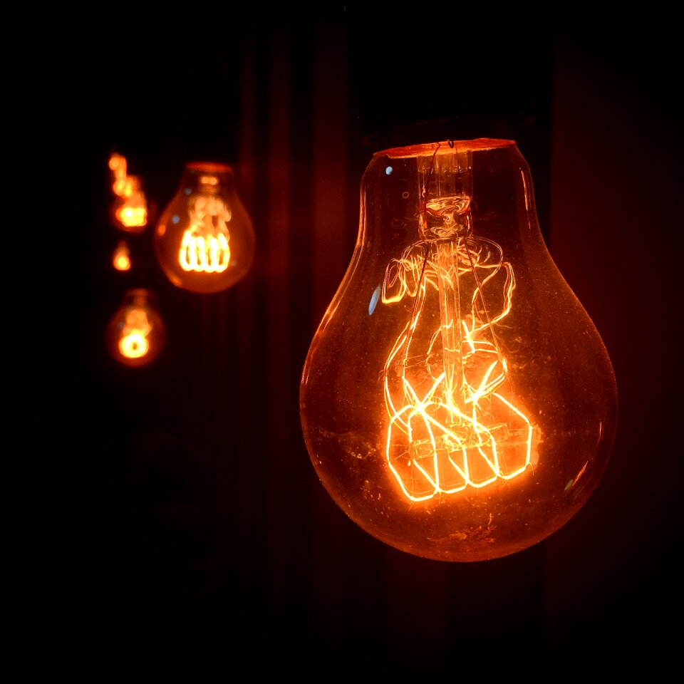 Lighting chain brightness