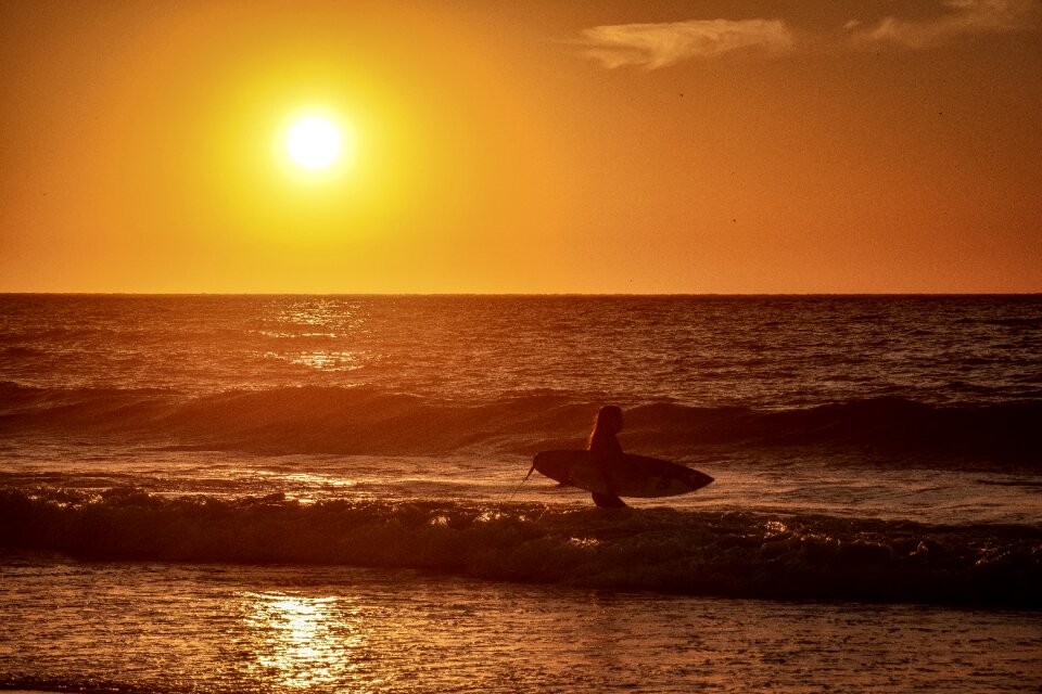 Sea surfer paradise