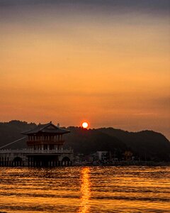 Pohang english-great bathroom sunrise