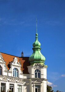 Architecture onion dome house photo