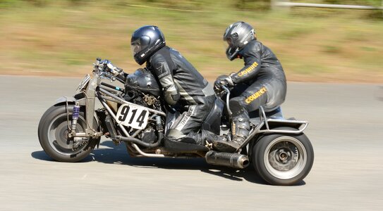 Speed motorsport road