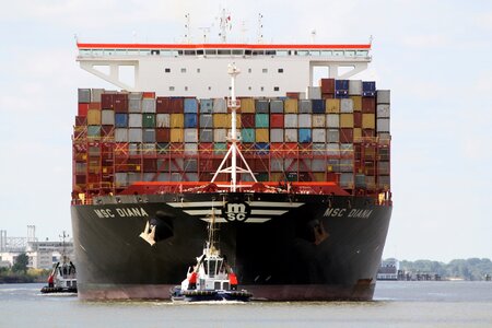 Port motifs container ship tug photo