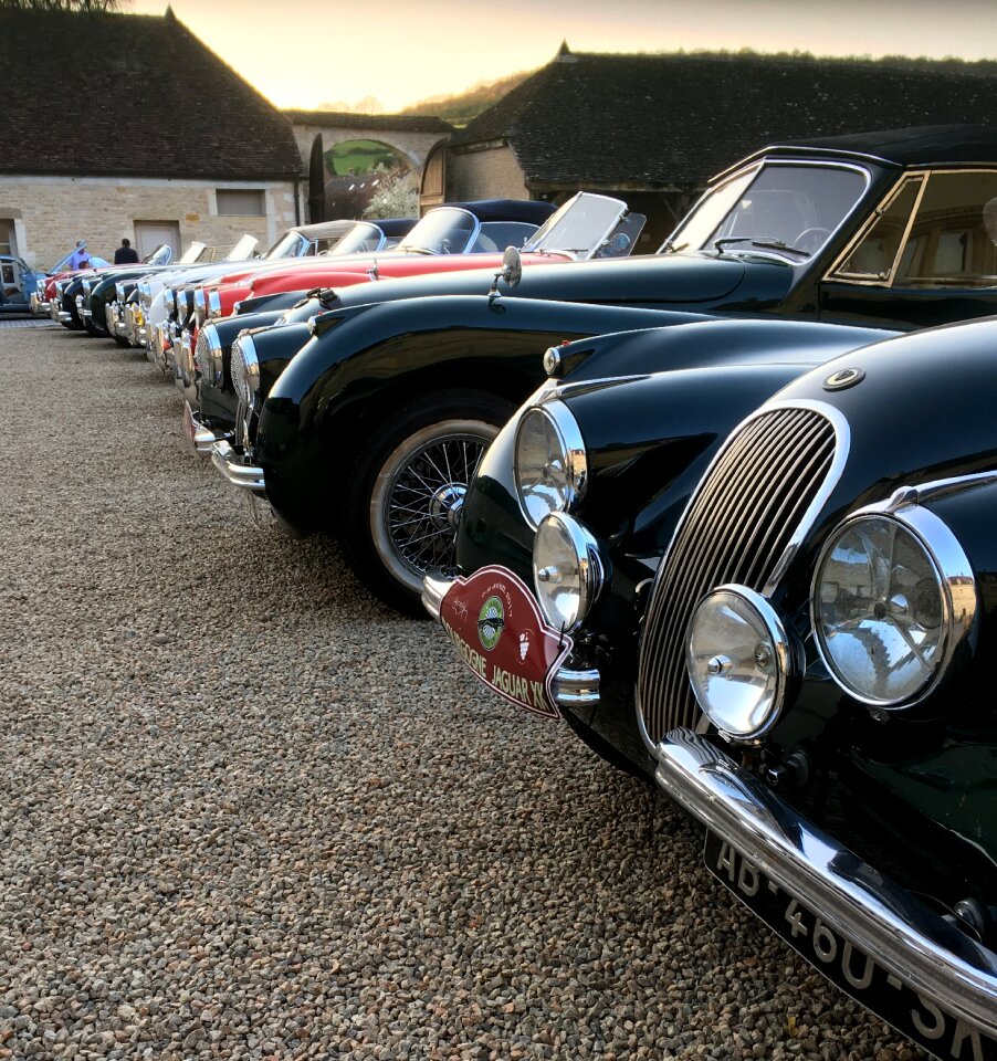 Cars castle burgundy