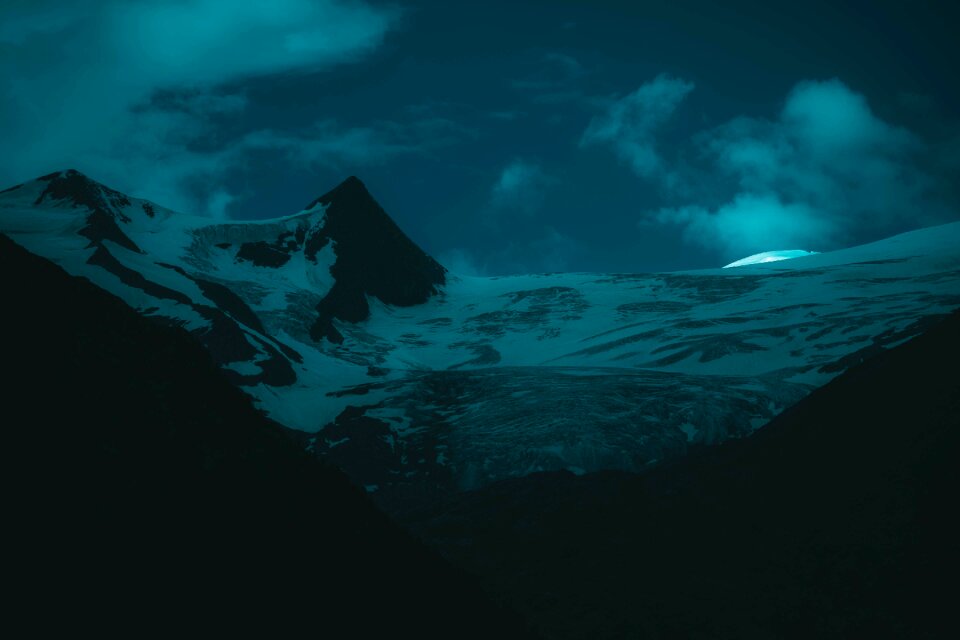 Alpine nature mountains