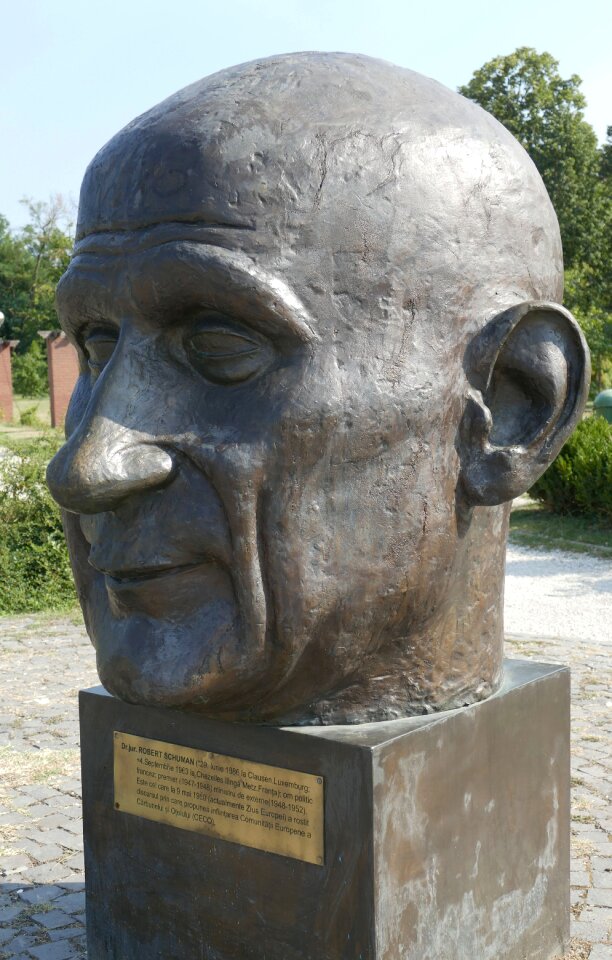 Monument statue europe