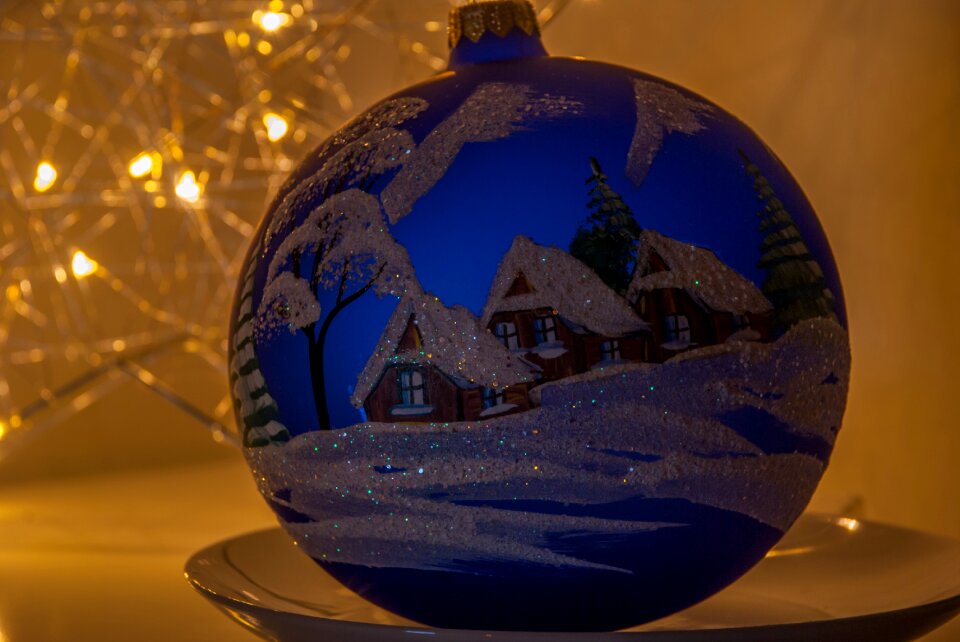 Christmas ornament asterisk
