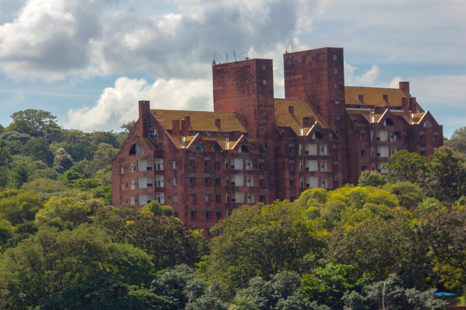 Areguá landscape hotel