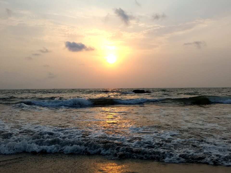 Sunset waves