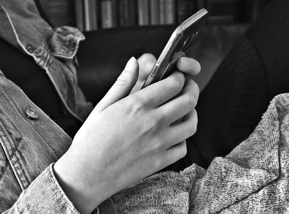 Communication smartphone wireless