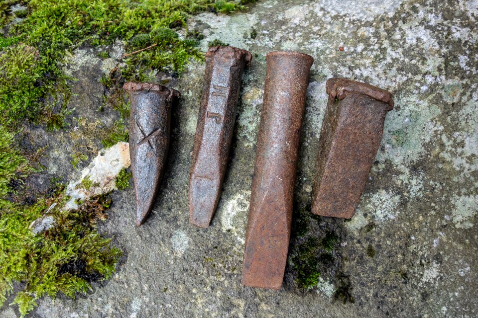 Pointe rust former