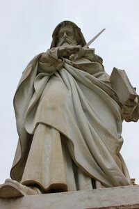Marble religion apostle