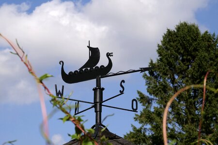 Art vikings boat wrought iron photo