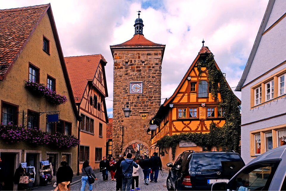 Architecture historically places of interest