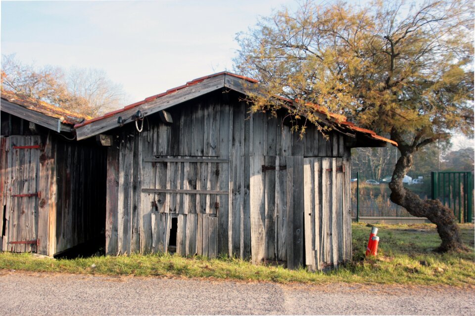 Huts old port lanton