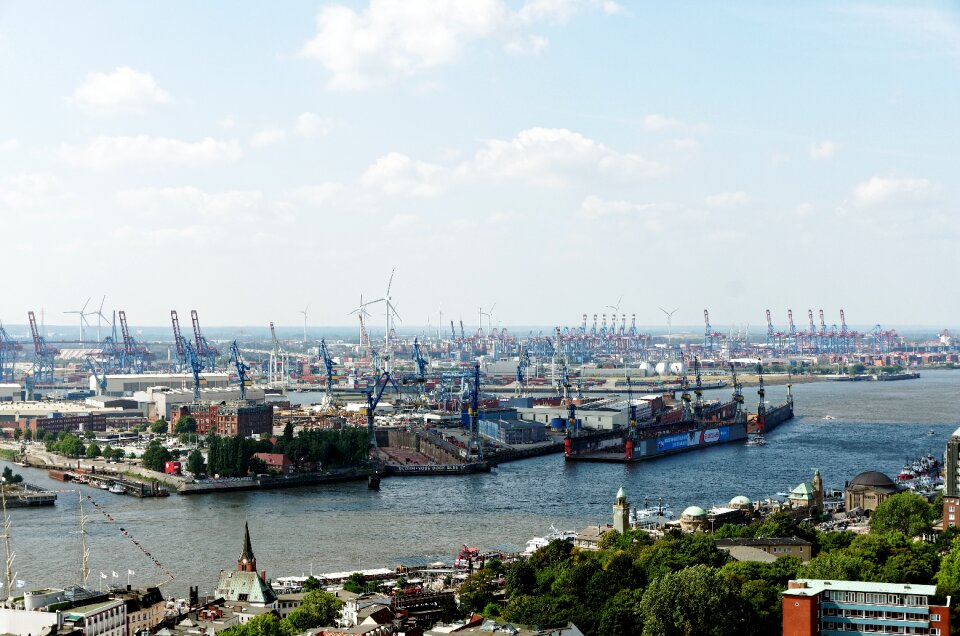 Shipyard dock shipbuilding photo
