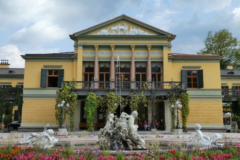 Historical emperor kayzervilla