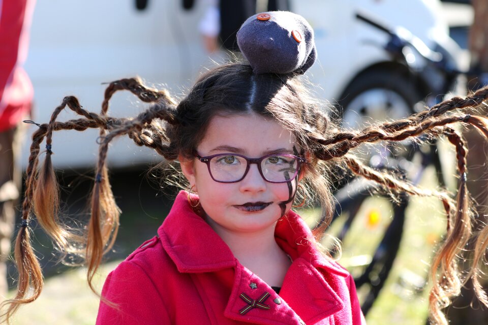 Carnival girl spider