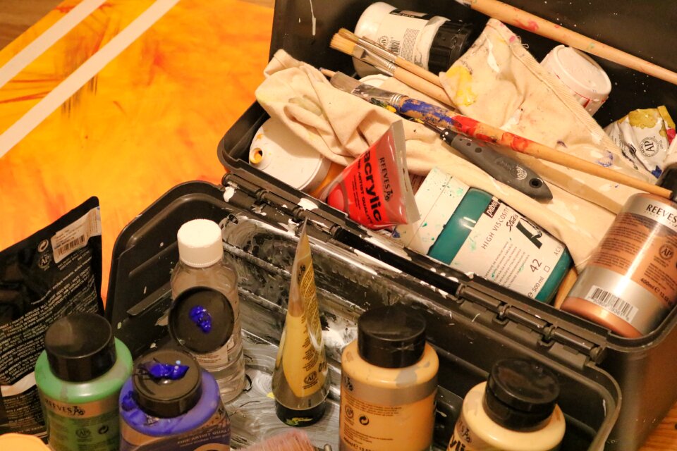 Acrylic paint paintbrush