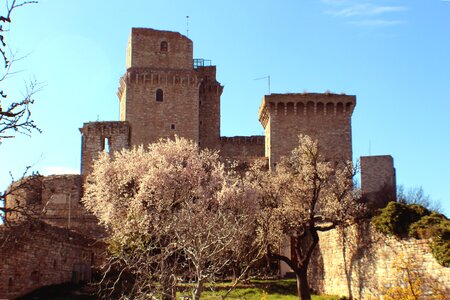 Assisi rocca more