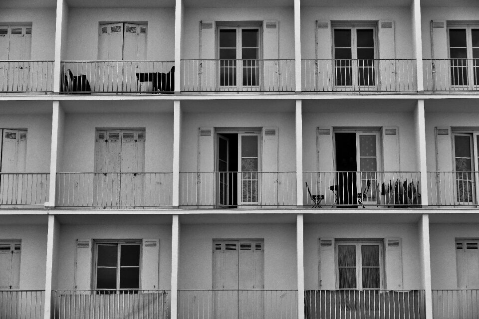 Balcony symmetrically symmetry