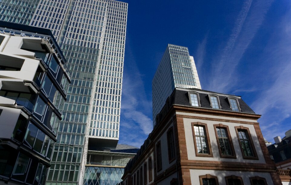 Architecture light shadow