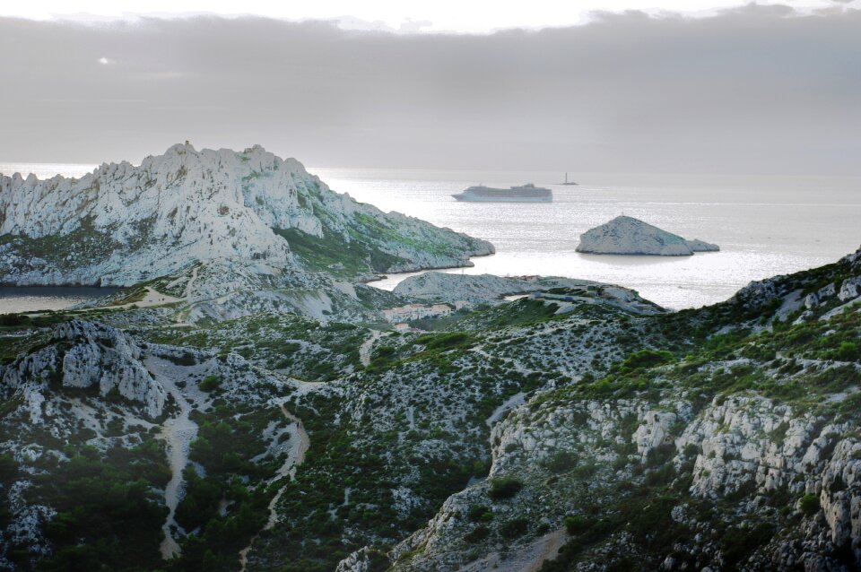 Landscape side islands