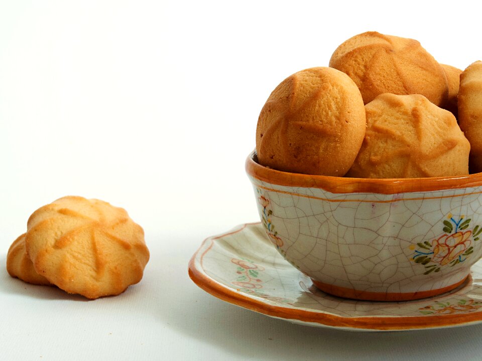 Biscuit porcelain food photo