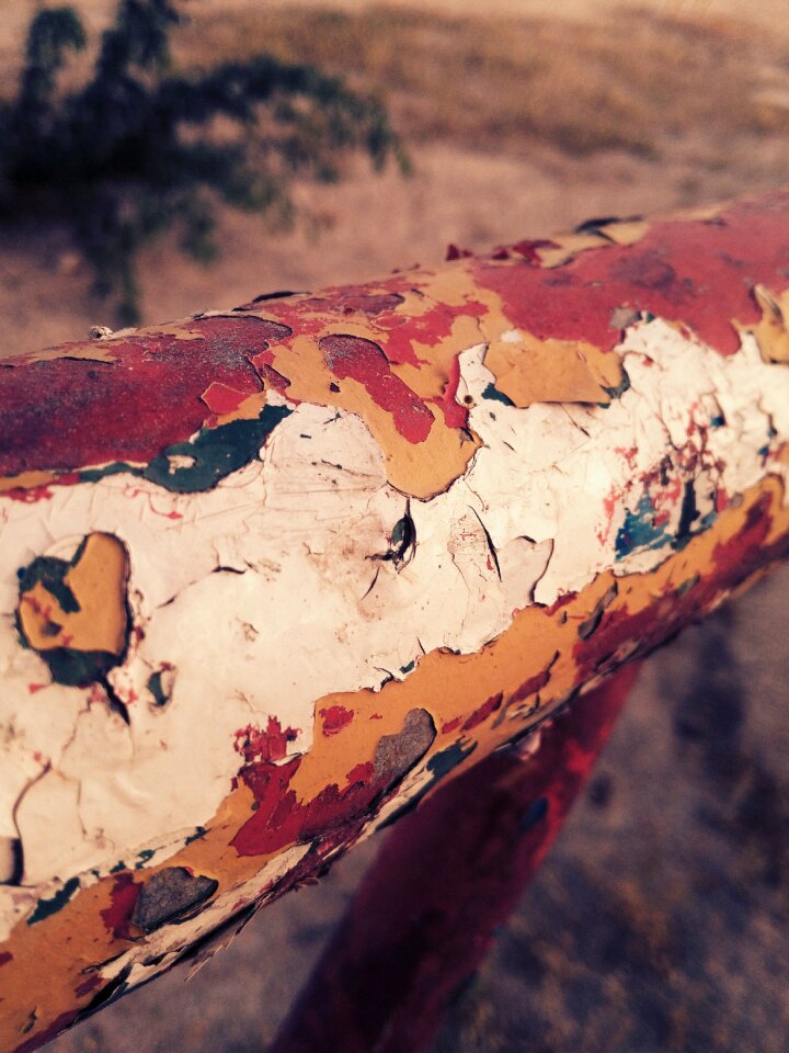 Old color red white