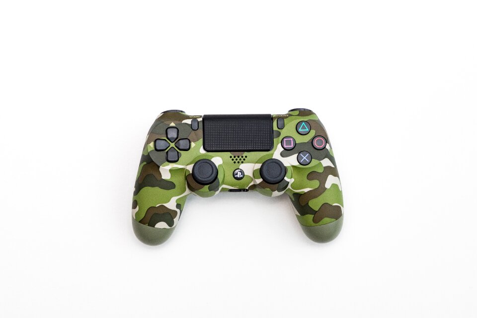 Camouflage green console