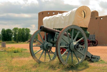 Colorado cannon wagon photo