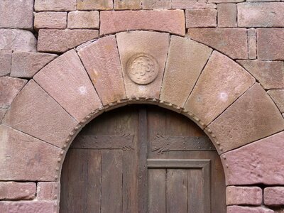 Arch carved stone architecture