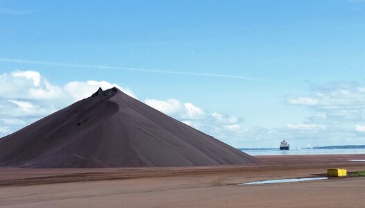 Port reluctantly heap