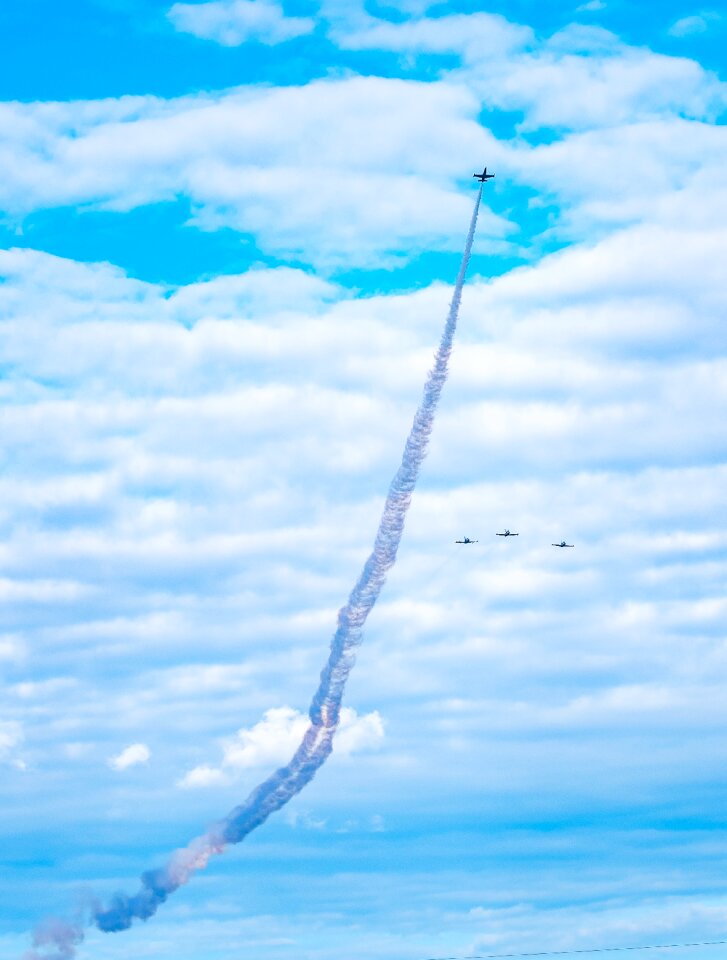 Formation aviation smoke